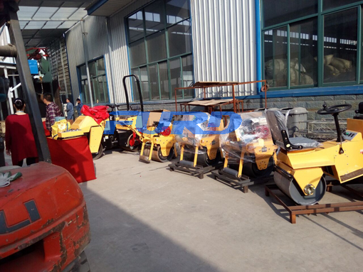 福瑞得機(jī)械座駕壓路機(jī)，手扶壓路機(jī)，小型灌縫機(jī)，井蓋切割機(jī)及時(shí)發(fā)貨
