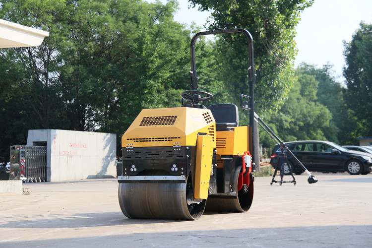 “明星款”小型壓路機(jī)，讓大家的選擇不再“迷路”！